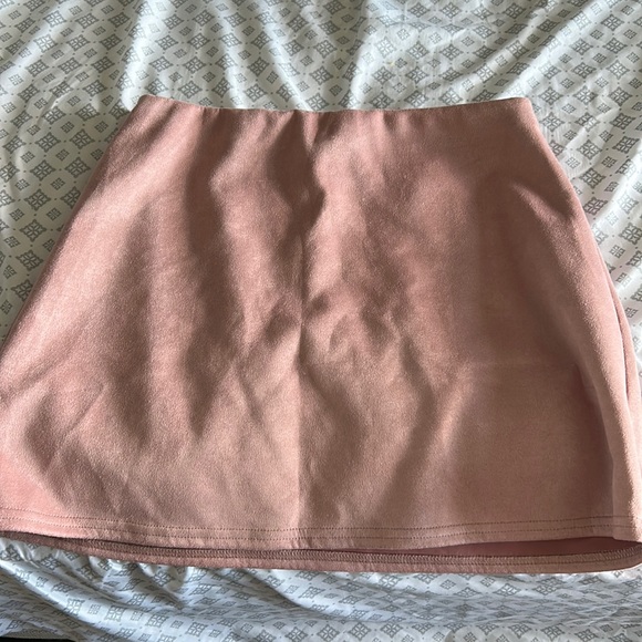 Boohoo Soft Pink Mini Skirt - 8 - Picture 1 of 3